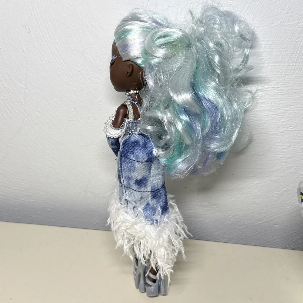 LOL Surprise OMG Fashion Show Style Edition Lady Braids Fashion Doll 2019